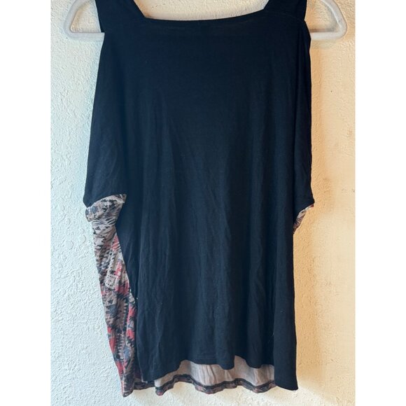 Edista Womens Cold Shoulder Top Geometric Tribal Print S black gray rayon READ - Picture 7 of 7